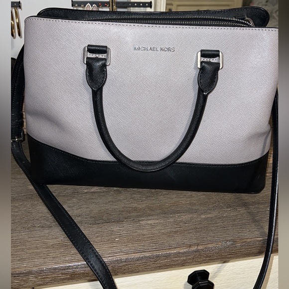 Michael Kors Handbags - Michael Kors Color Block Saffron Leather Purse.